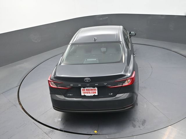 Used 2025 Toyota Camry LE image 41