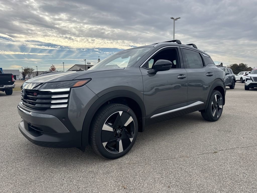New 2026 Nissan Kicks SR w/ SR Premium Package