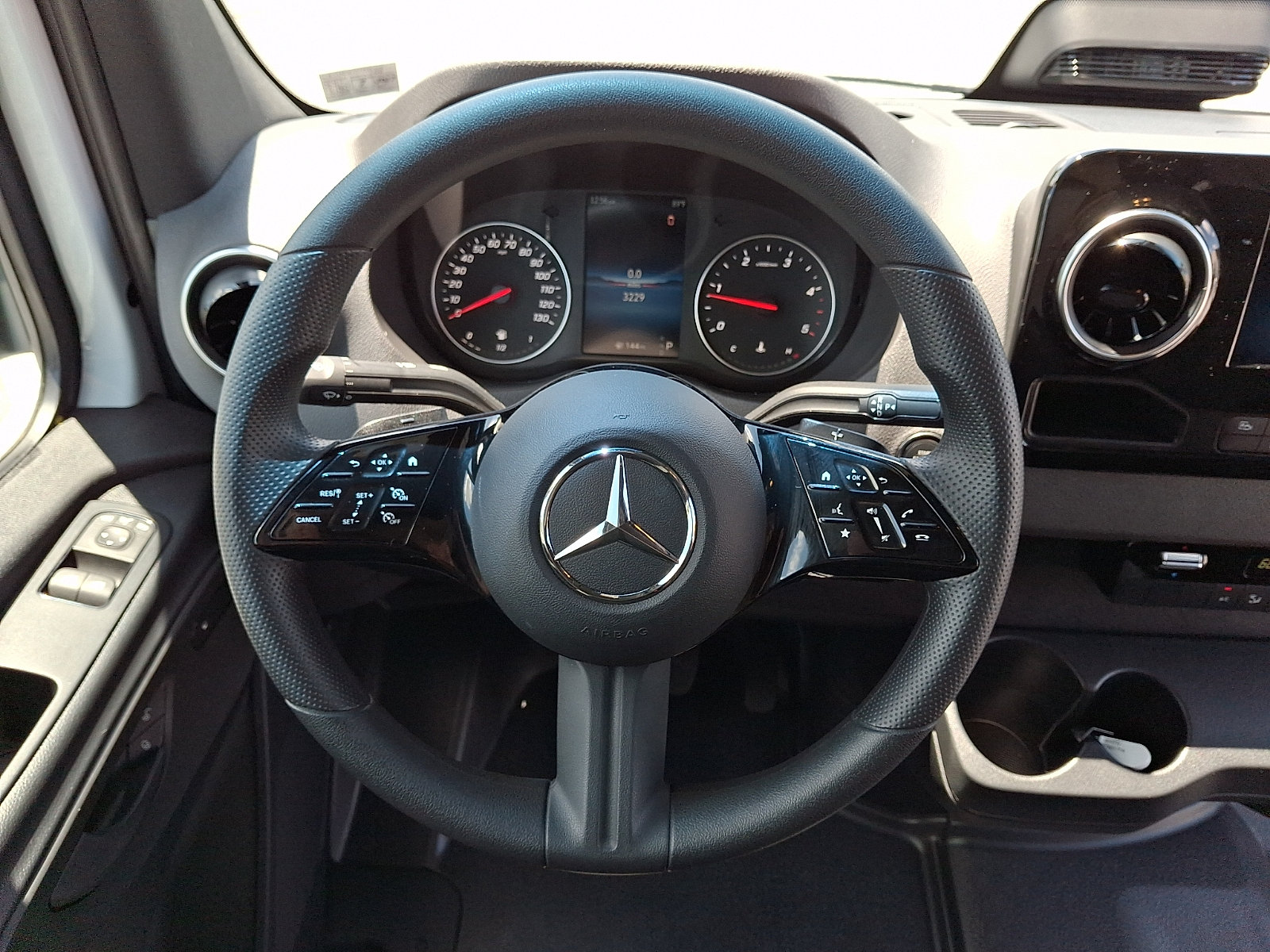 Used 2026 Mercedes-Benz Sprinter 2500 image 19