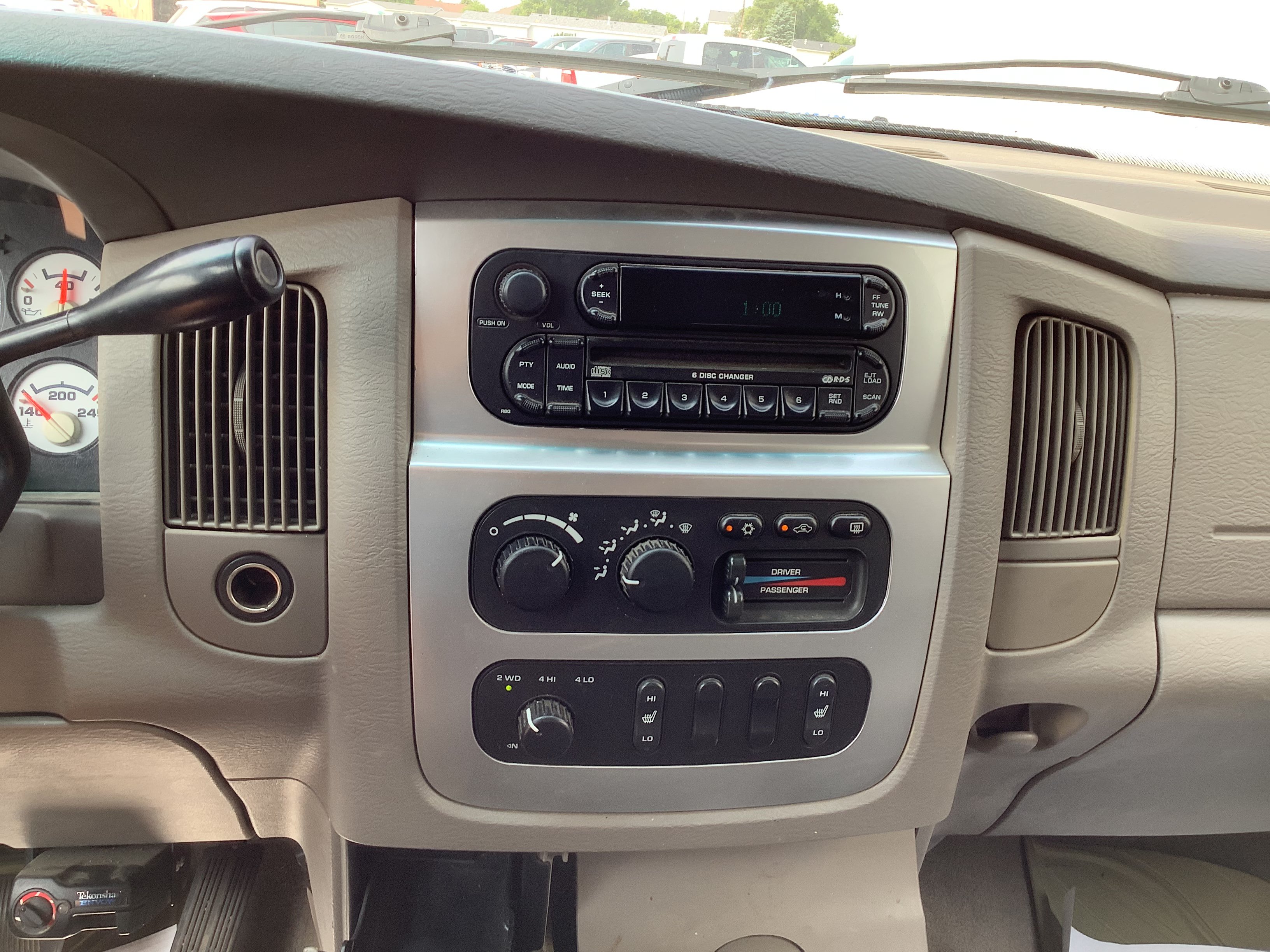 Used 2005 Dodge Ram 2500 Truck SLT AWD/4WD image 14