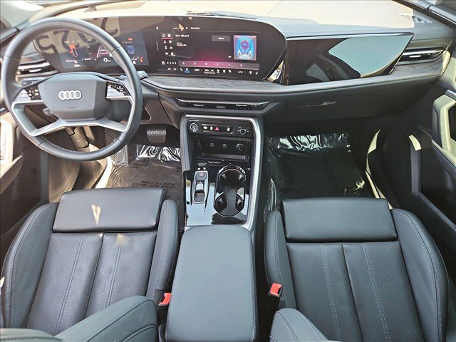 Certified 2025 Audi Q5 Premium w/ Premium Plus AWD/4WD image 24