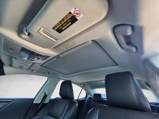 Used 2019 Lexus ES 350 w/ Premium Package FWD image 12