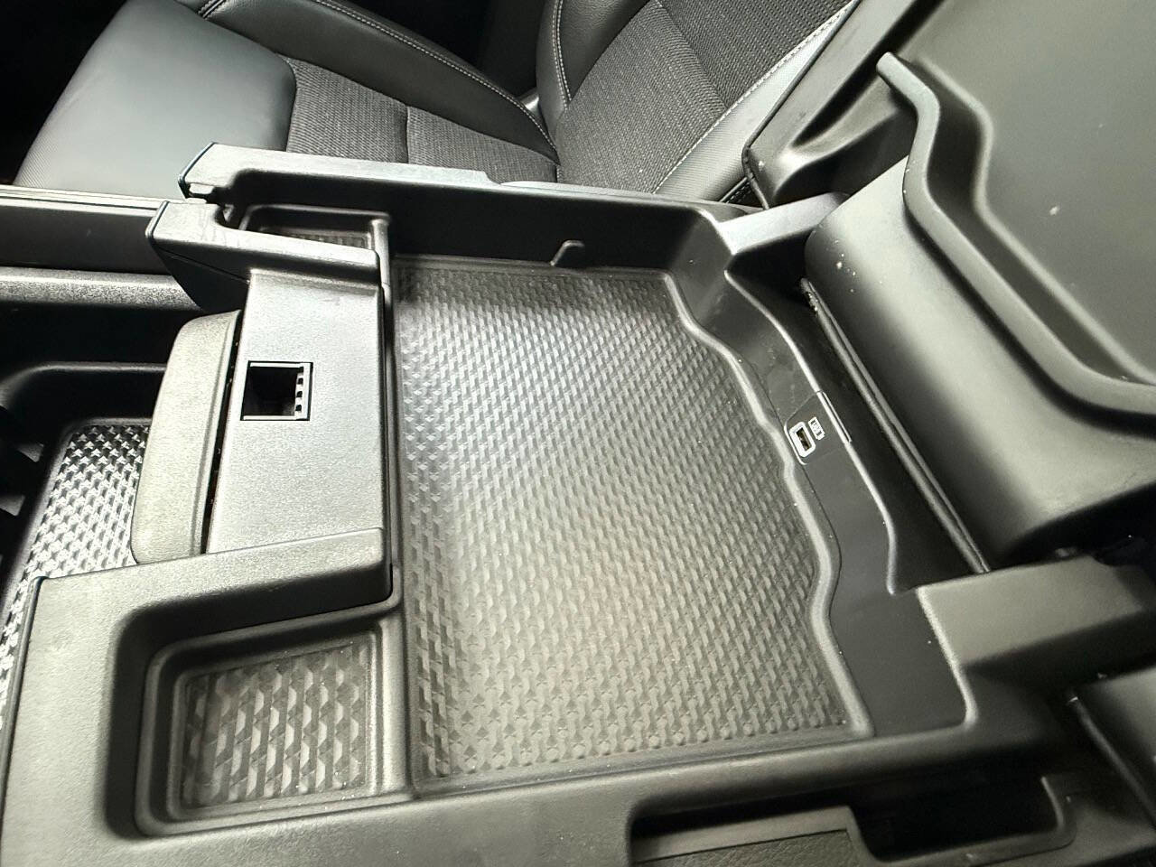 Used 2019 RAM 1500 Sport w/ Level 2 Equipment Group image 35