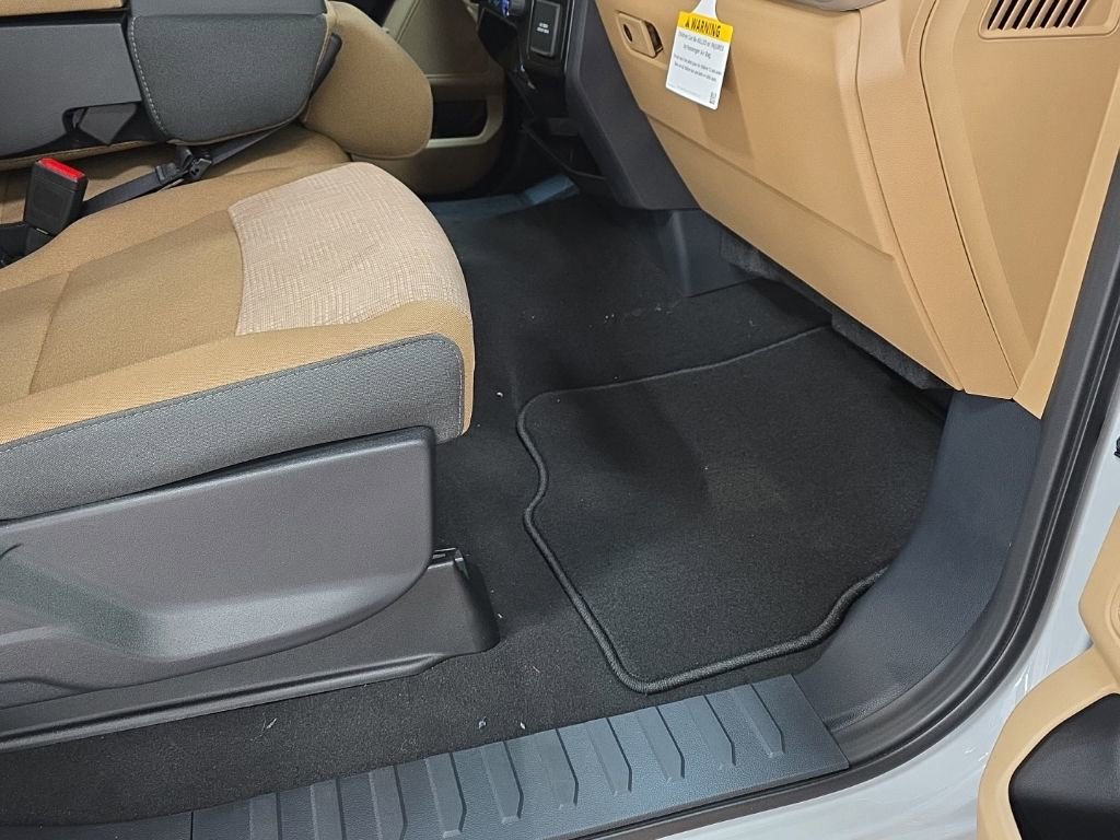 New 2026 Ford F250 XLT w/ FX4 Off-Road Package image 12