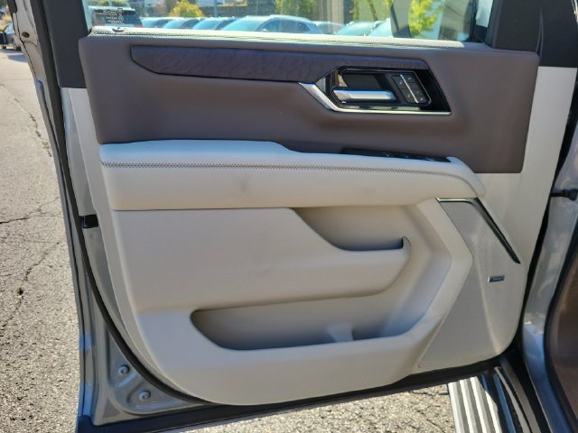 New 2027 GMC Yukon XL Denali w/ Denali Reserve Package AWD/4WD image 17
