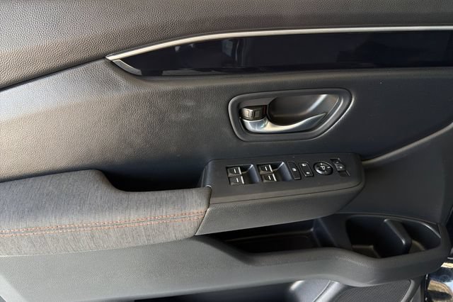 Certified 2025 Honda Pilot Sport image 11