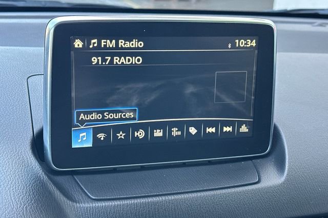 Used 2018 Toyota Yaris iA FWD image 19