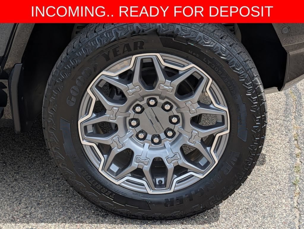 Used 2025 GMC Hummer EV 3X AWD/4WD image 14