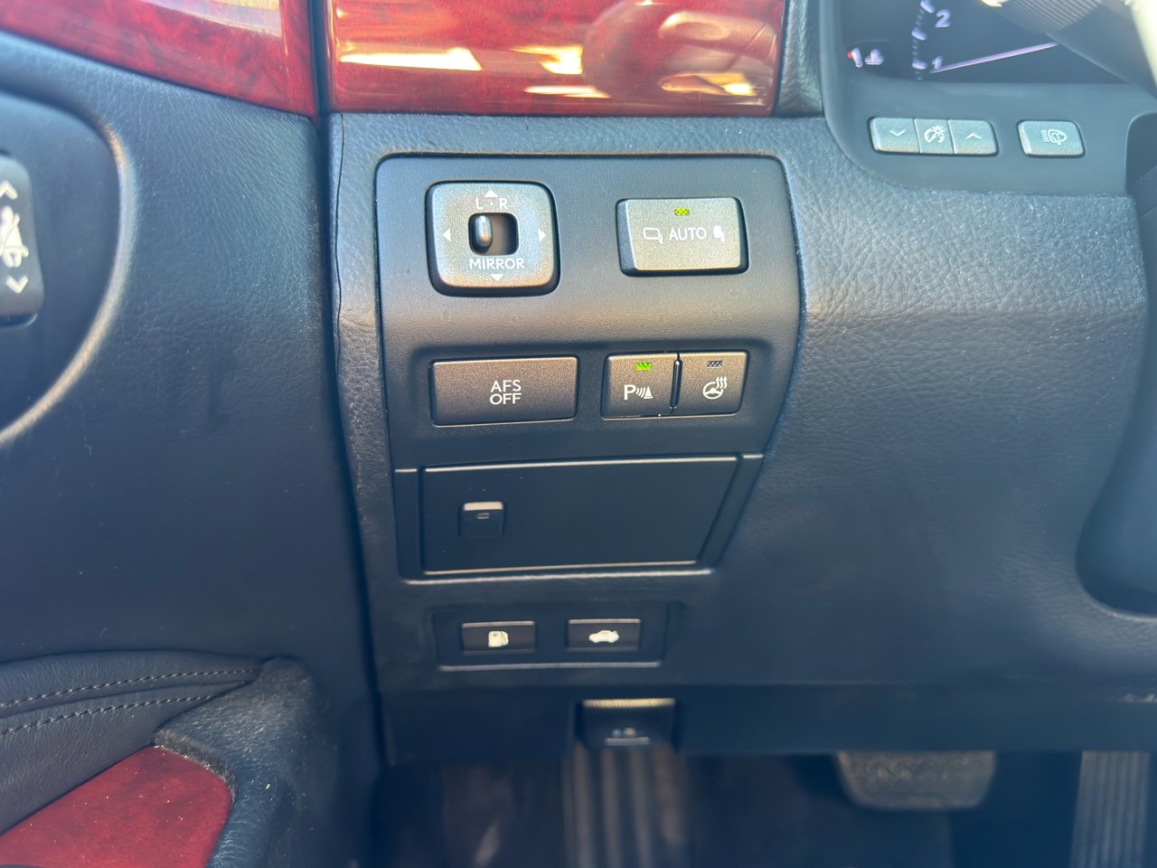 Used 2007 Lexus LS 460 RWD image 21