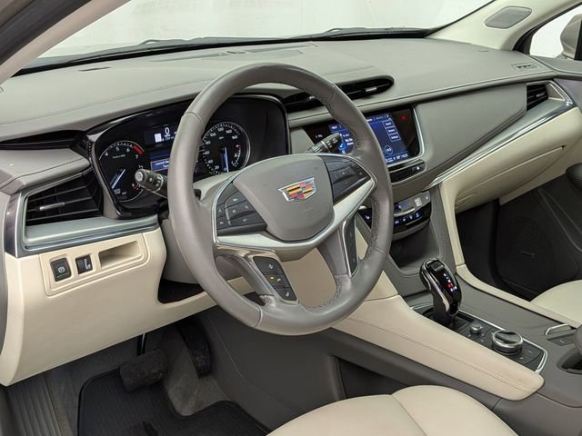 Certified 2023 Cadillac XT5 Premium Luxury image 9