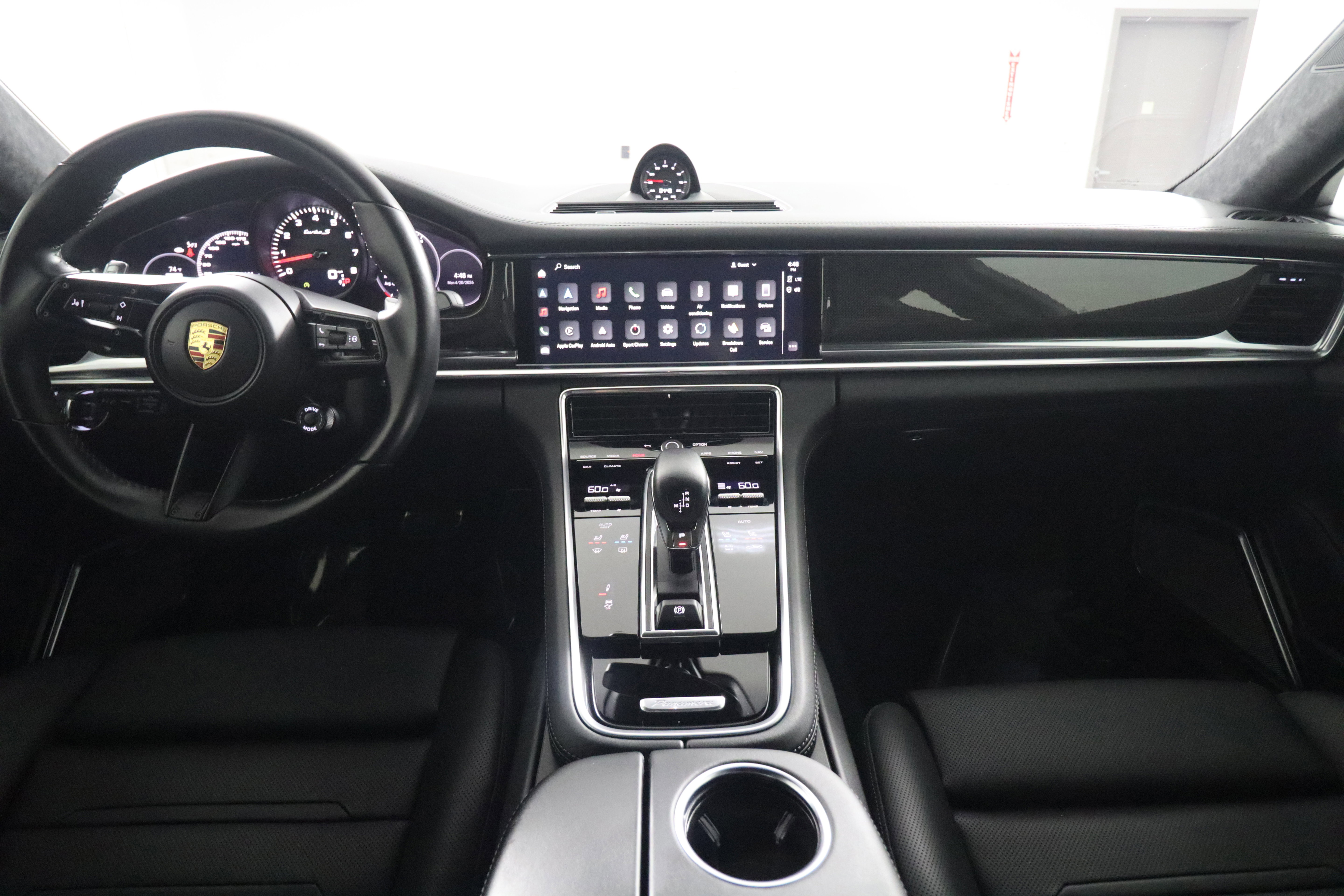 Certified 2022 Porsche Panamera Turbo S image 13