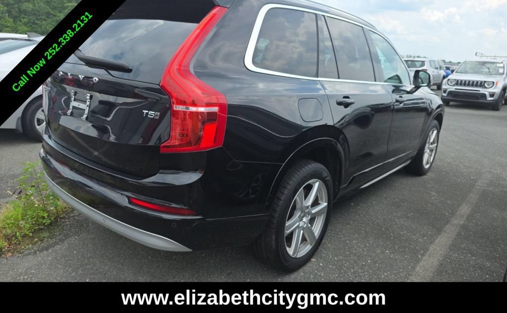 Used 2022 Volvo XC90 T5 Momentum AWD/4WD image 4