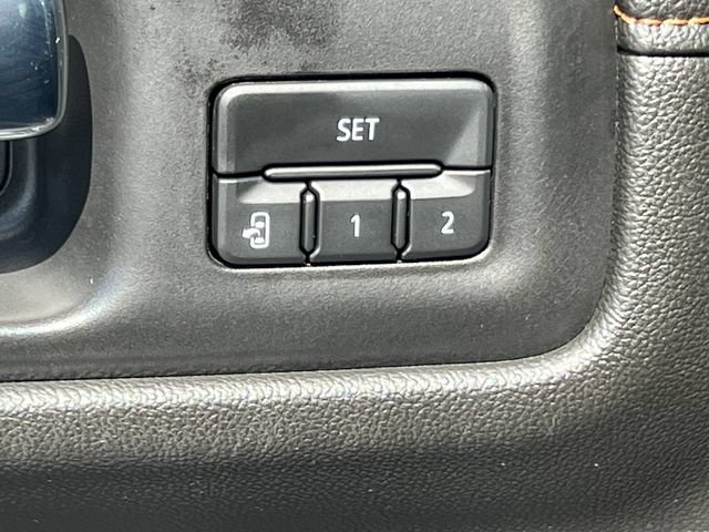 Used 2021 GMC Sierra 1500 AT4 w/ AT4 Value Package AWD/4WD image 21