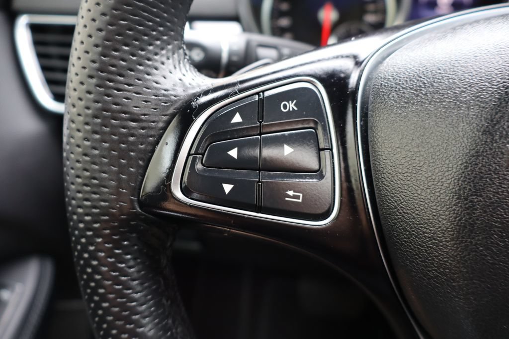 Used 2018 Mercedes-Benz GLE 350 4MATIC image 22