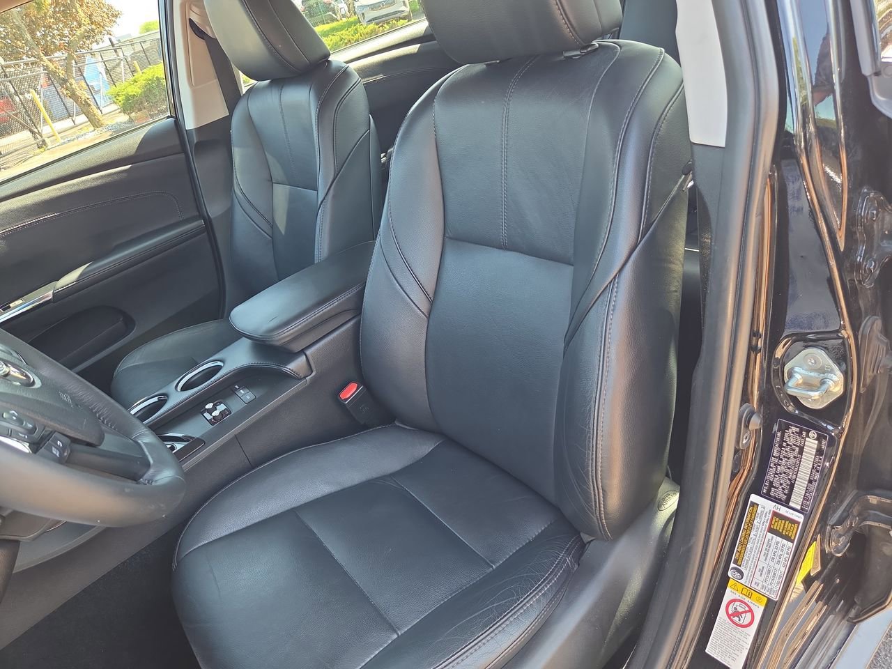 Used 2018 Toyota Avalon XLE FWD image 16
