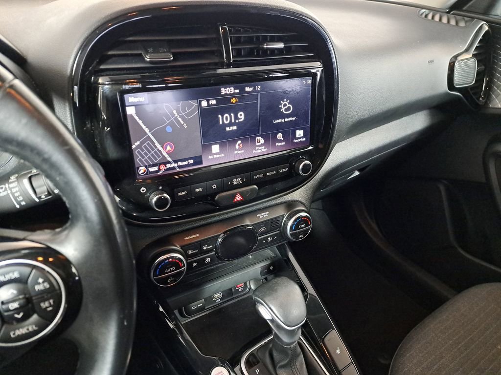Used 2020 Kia Soul EX w/ Option Group 015 FWD image 18