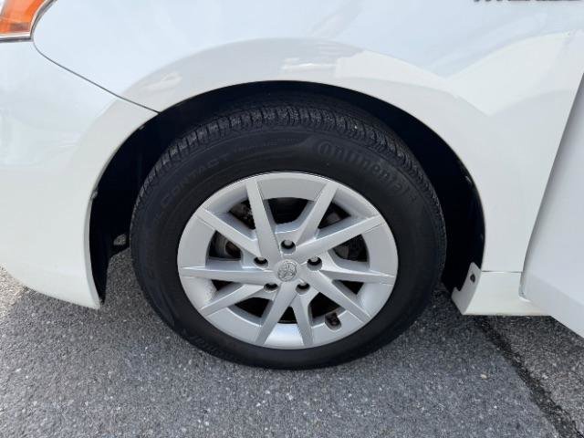 Used 2012 Toyota Prius V Two image 11