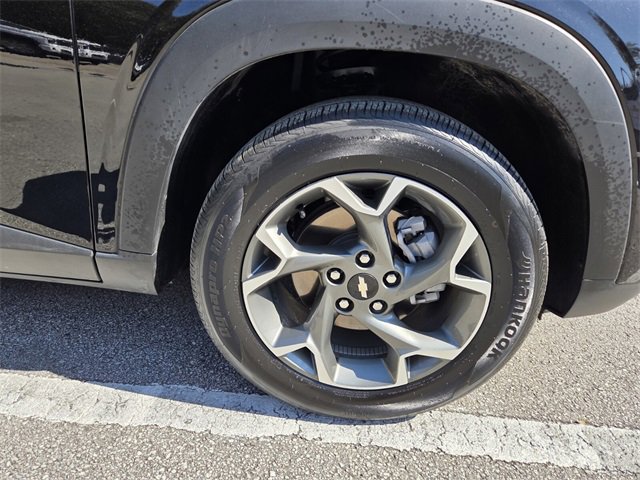 Certified 2025 Chevrolet Trax LT w/ LT Convenience Package image 26