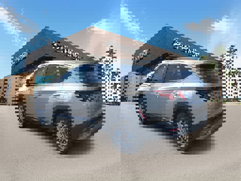 New 2026 Hyundai Tucson SE image 2