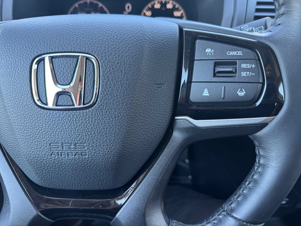 Used 2025 Honda Odyssey Touring image 30