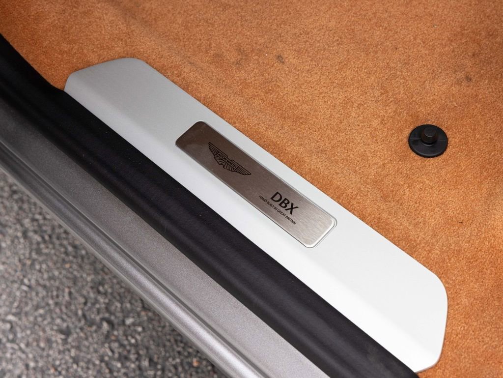 New 2026 Aston Martin DBX 707 image 21