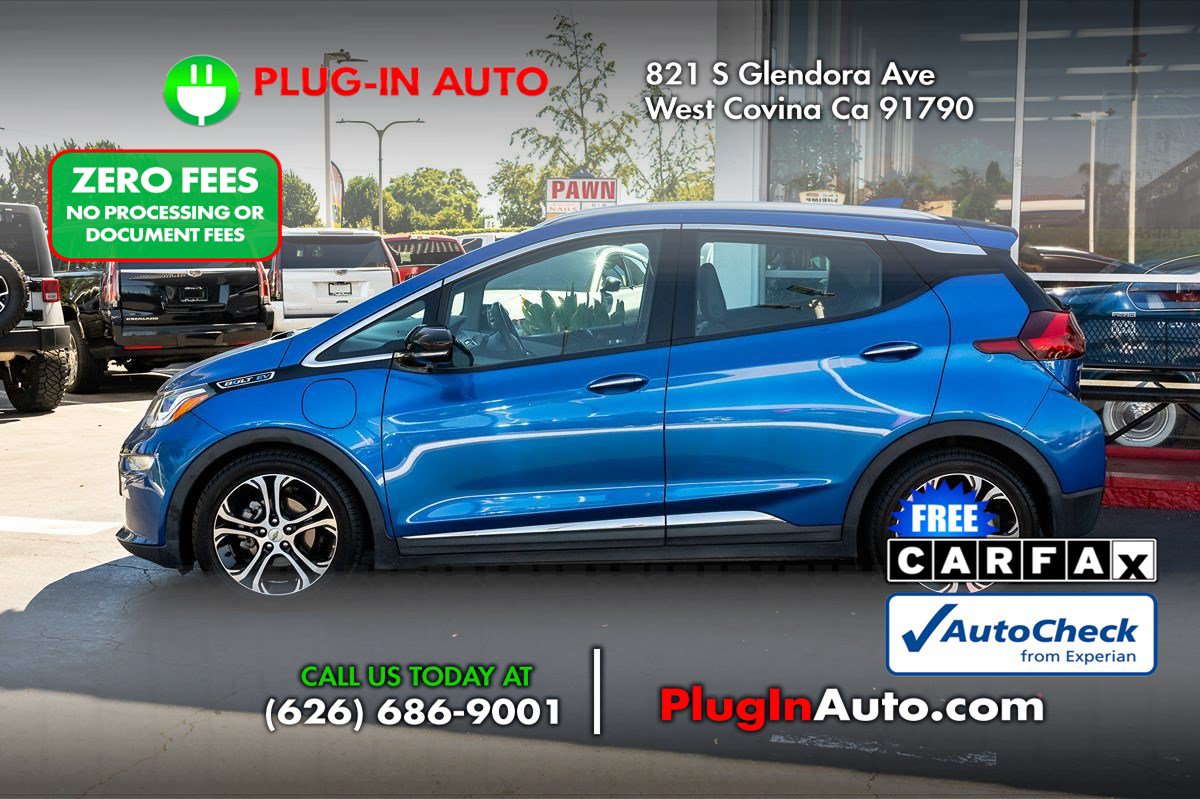 Used 2017 Chevrolet Bolt Premier w/ Driver Confidence II Package FWD image 5