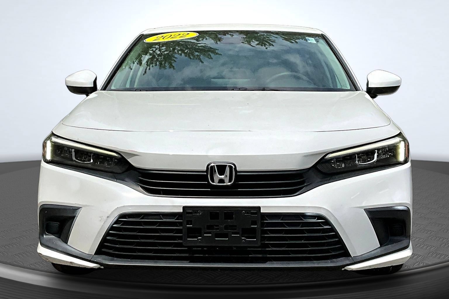 Used 2022 Honda Civic LX image 2