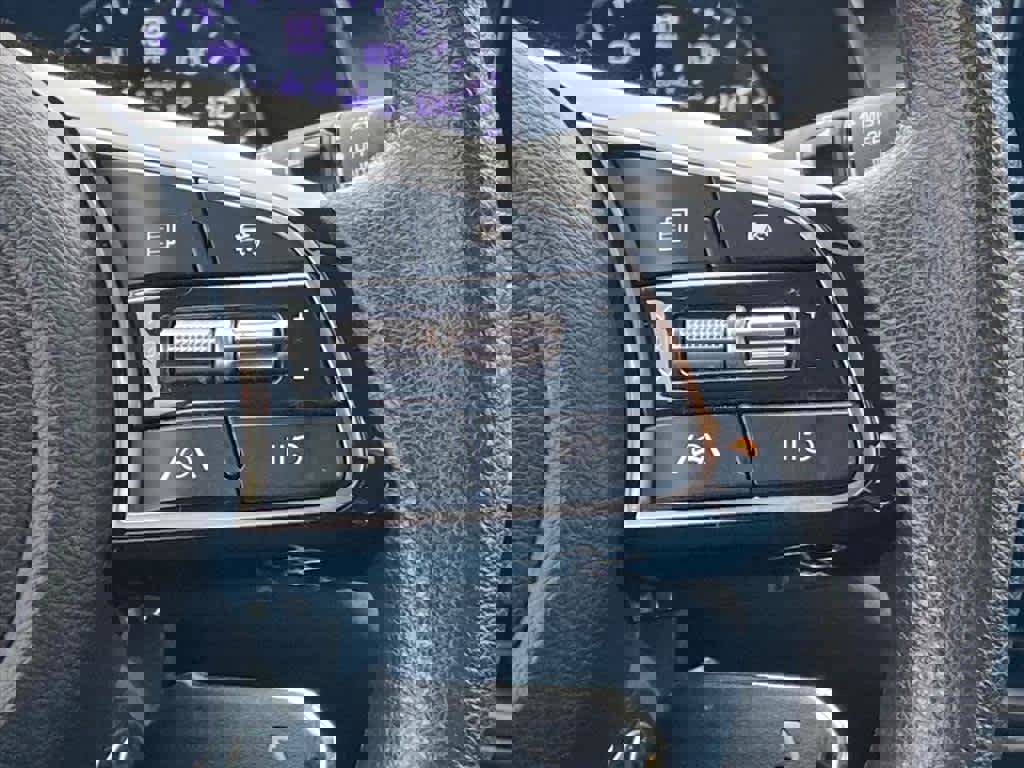 Used 2022 Kia Forte LXS image 9