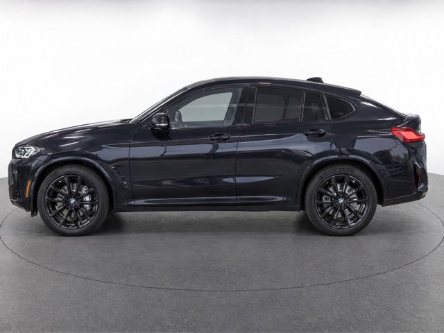 Used 2025 BMW X4 xDrive30i w/ Premium Package AWD/4WD image 7