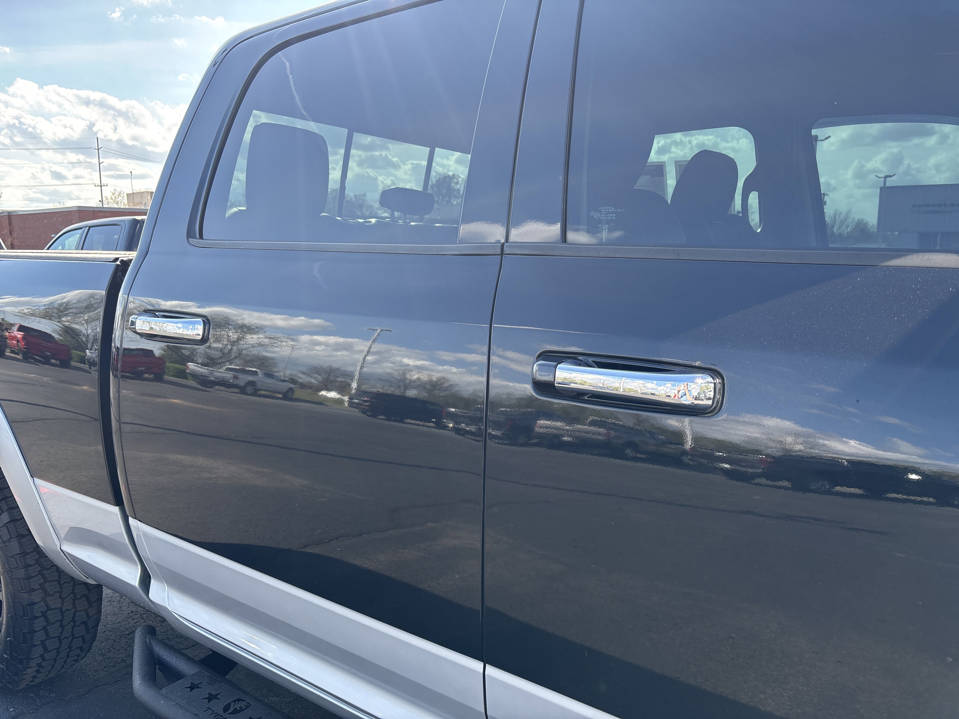 Used 2015 RAM 2500 Laramie image 5