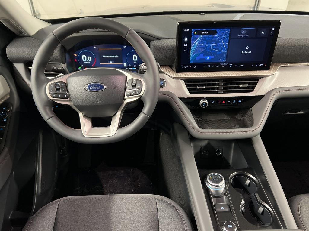 New 2026 Ford Explorer Active AWD/4WD image 8