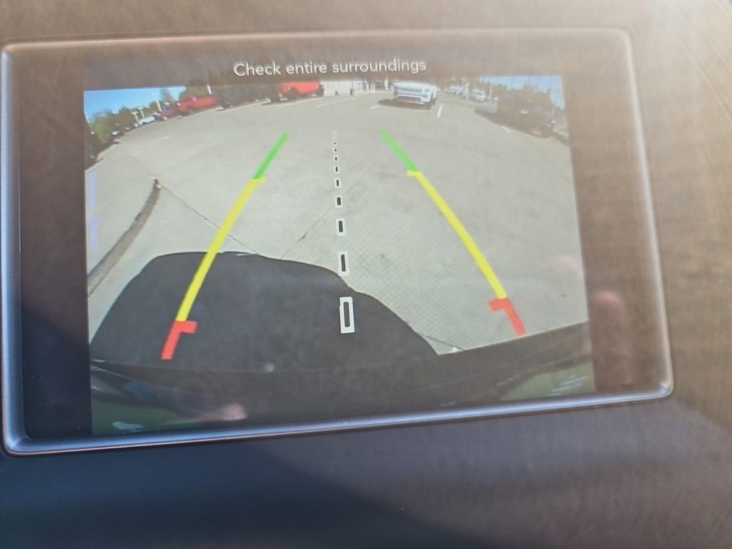 Certified 2021 Jeep Grand Cherokee Laredo AWD/4WD image 30