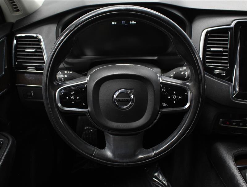 Used 2016 Volvo XC90 T6 Momentum AWD/4WD image 15