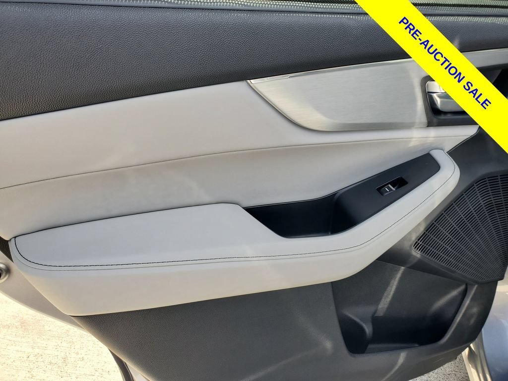 Certified 2024 Acura MDX w/ Technology Package FWD image 15