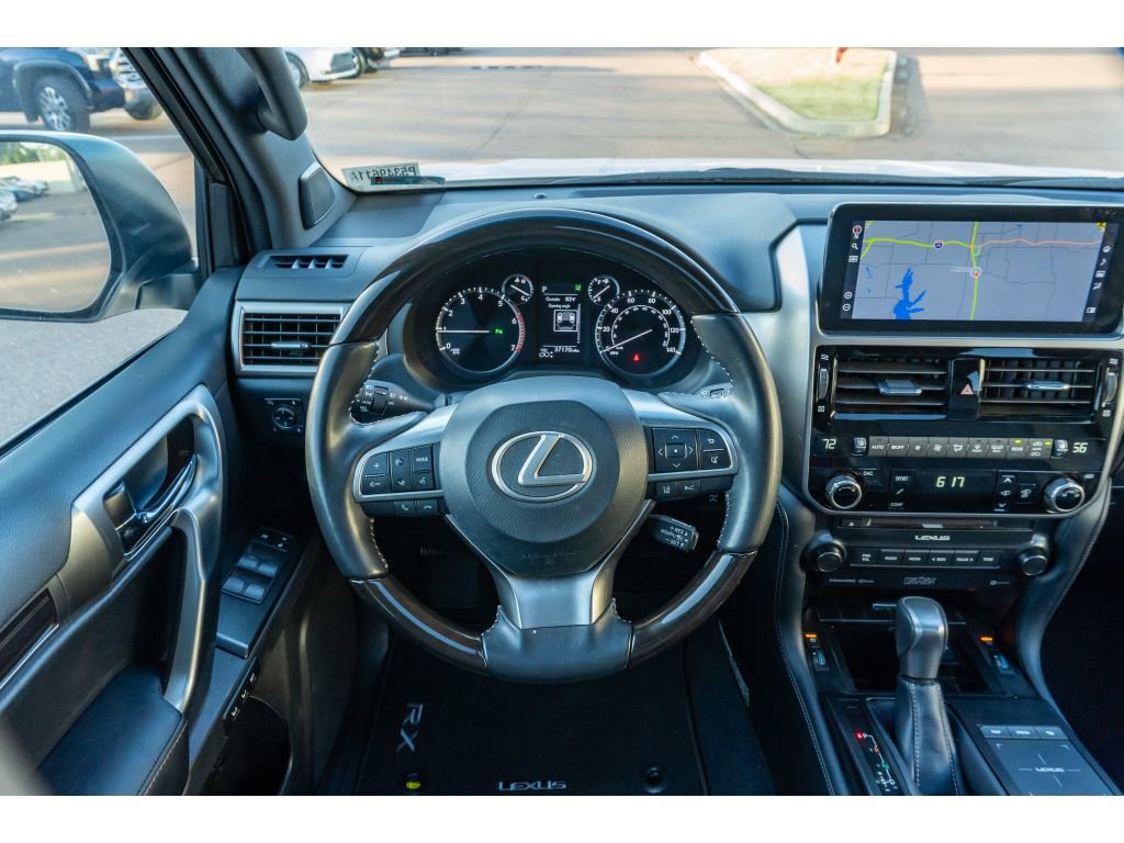 Used 2023 Lexus GX 460 Luxury w/ Accessory Package image 22