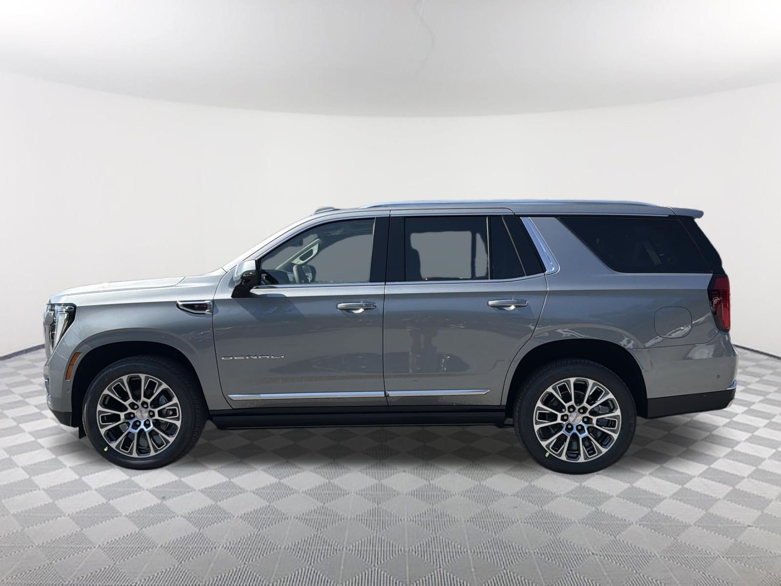 New 2026 GMC Yukon Denali w/ Sun & Power Step Package AWD/4WD image 9