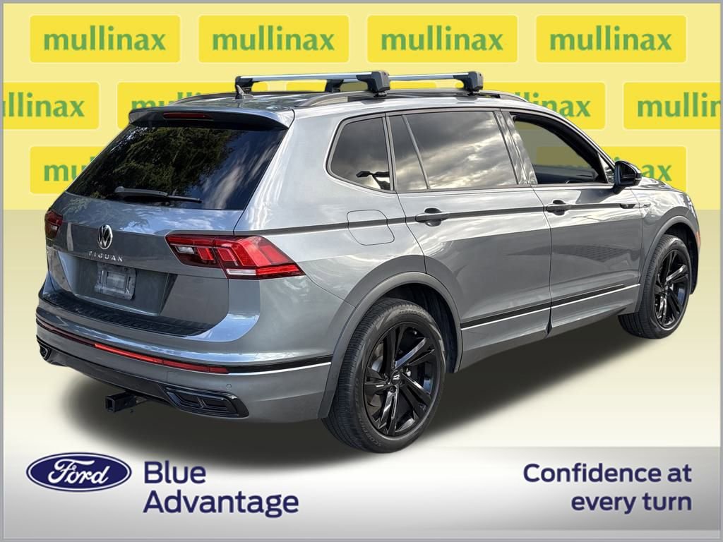 Used 2023 Volkswagen Tiguan SE R-Line image 4