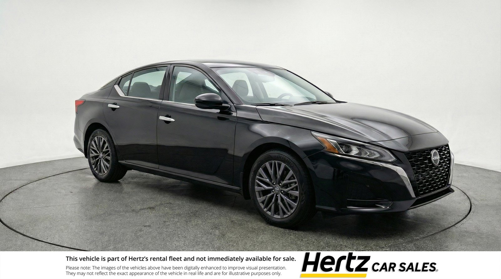 Used 2025 Nissan Altima 2.5 SV image 1