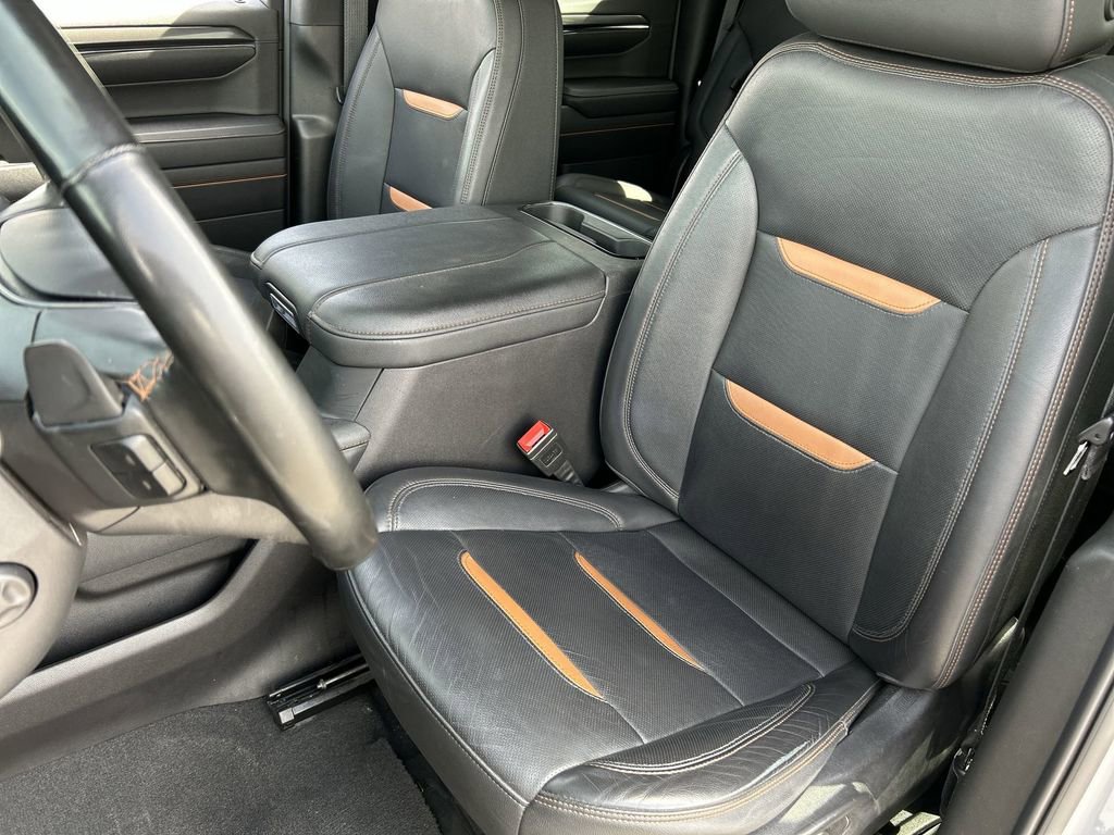 Used 2024 GMC Sierra 1500 AT4 w/ Technology Package image 19