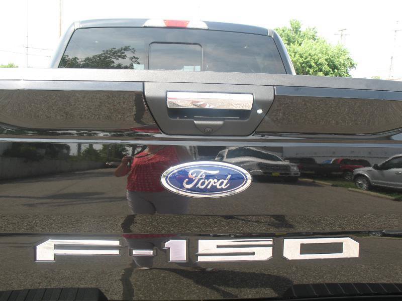 Used 2019 Ford F150 XLT w/ Equipment Group 302A Luxury AWD/4WD image 76