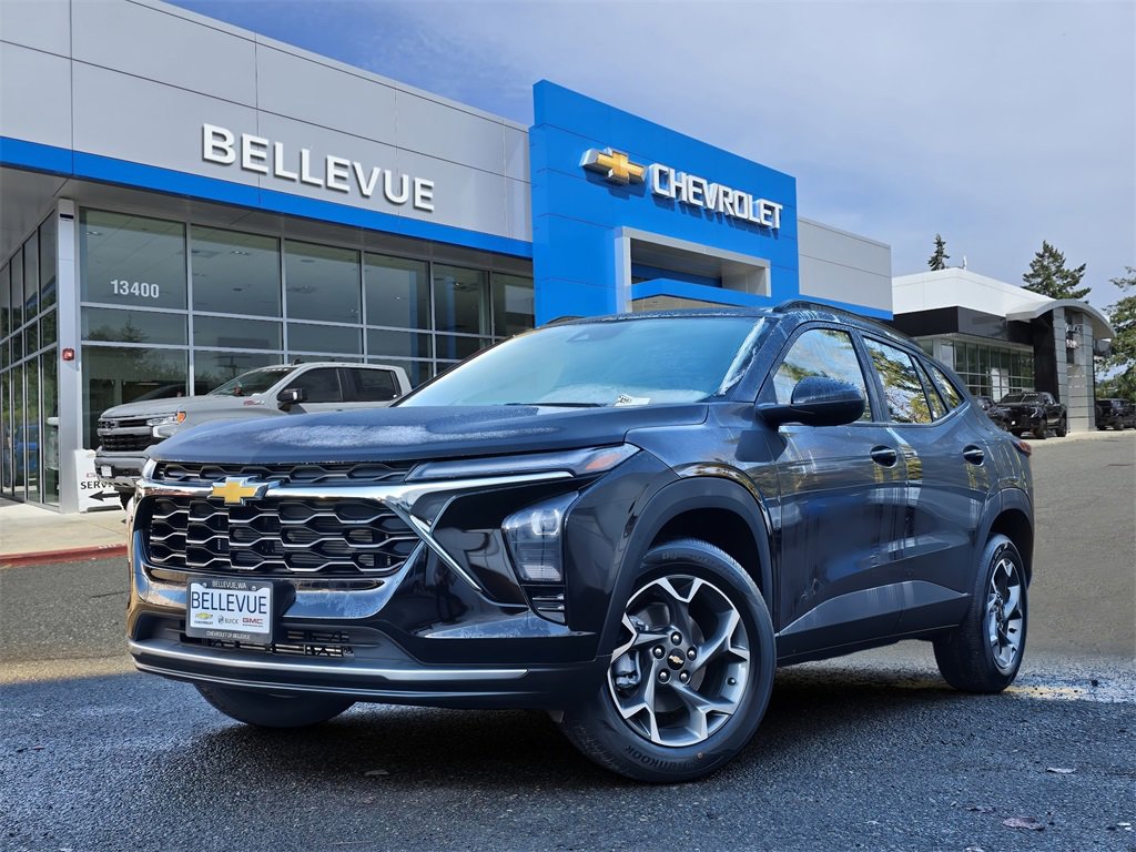 New 2026 Chevrolet Trax LT w/ Driver Confidence Package