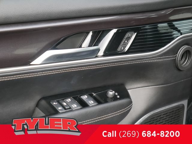 Certified 2023 Jeep Wagoneer 4WD image 19