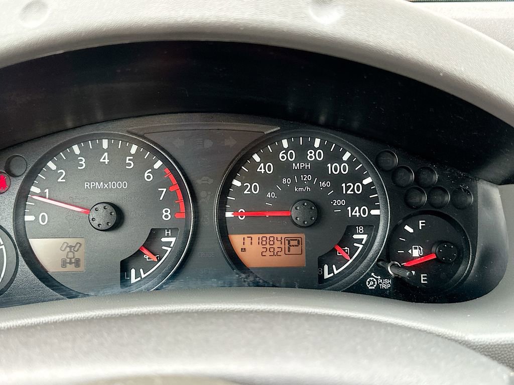 Used 2013 Nissan Xterra X AWD/4WD image 12