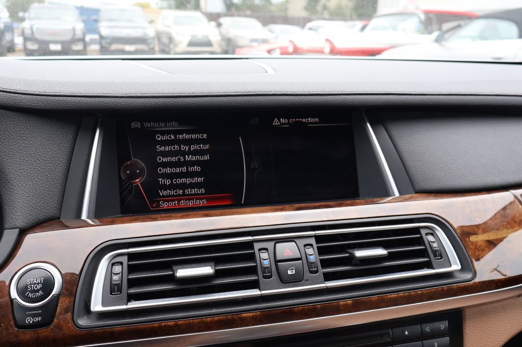 Used 2015 BMW 740i RWD image 14