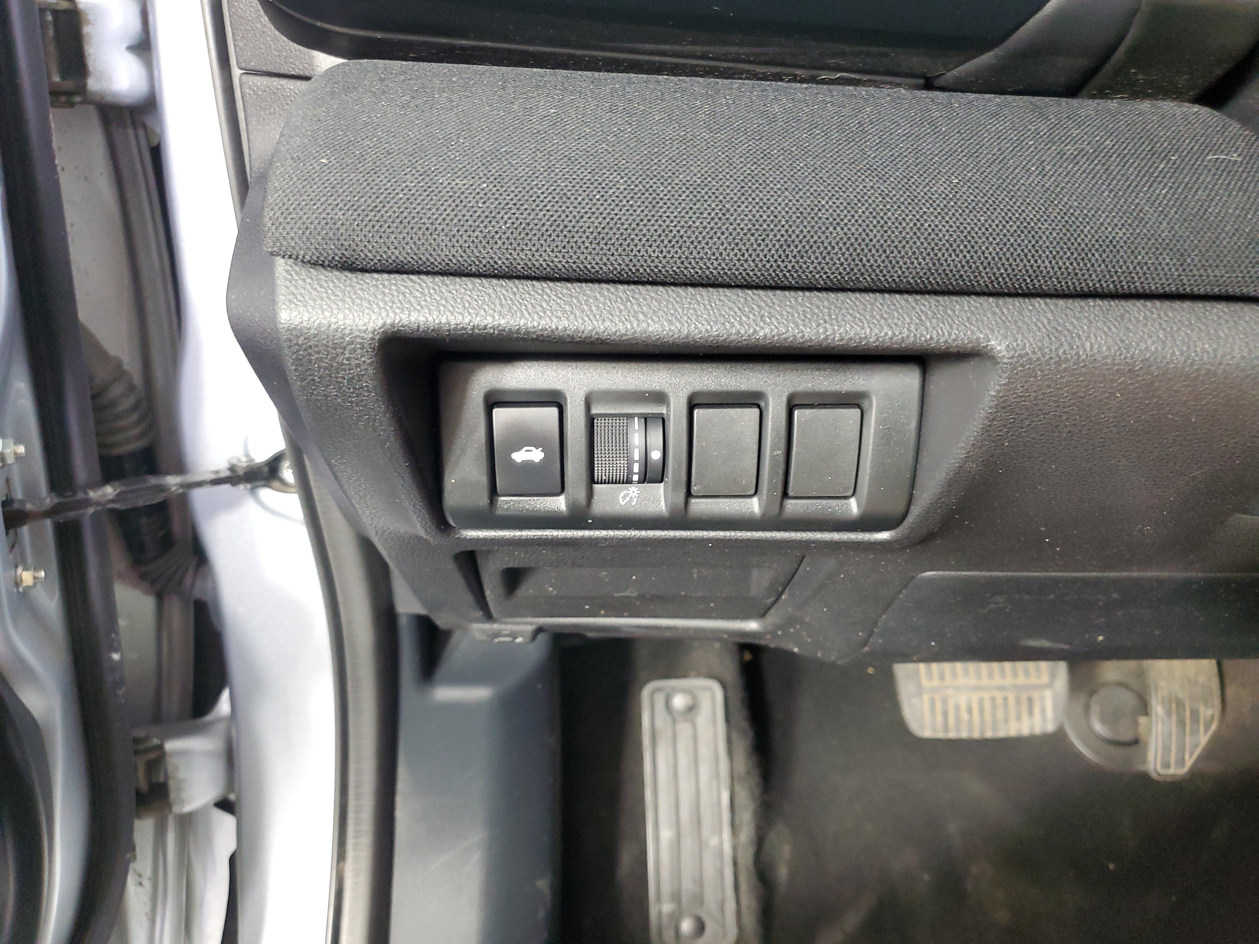 Used 2022 Subaru Legacy Premium AWD/4WD image 27