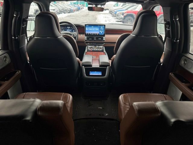 Used 2022 Lincoln Navigator Reserve image 27