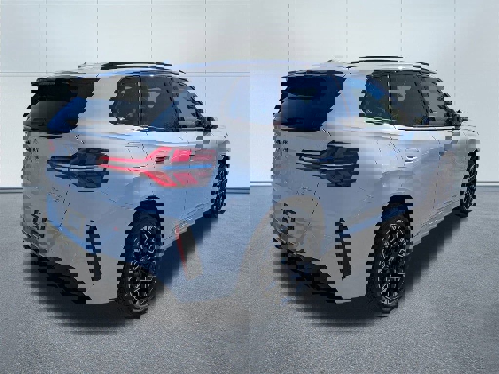 New 2026 BMW X3 xDrive30 w/ M Sport Package image 3
