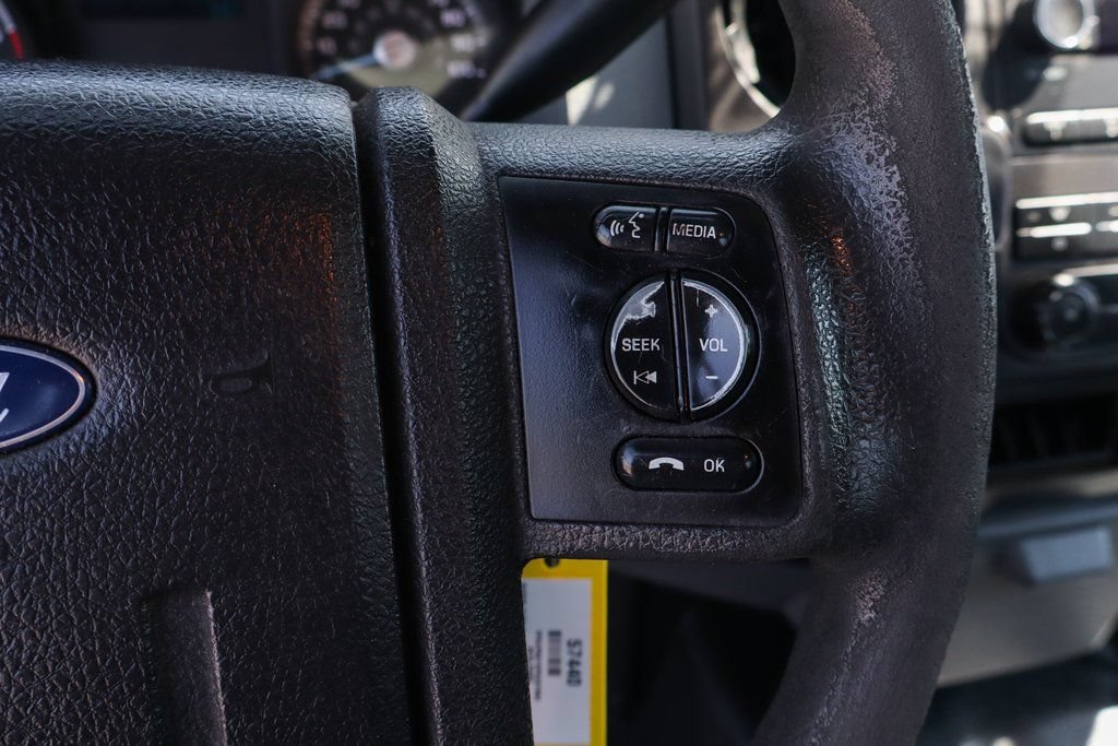 Used 2015 Ford F550 2WD Regular Cab Super Duty image 25