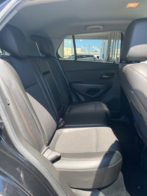 Used 2019 Chevrolet Trax LT w/ LT Convenience Package FWD image 15