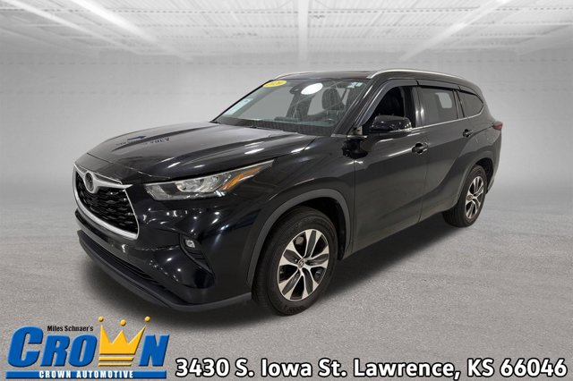 Used 2020 Toyota Highlander XLE FWD image 1